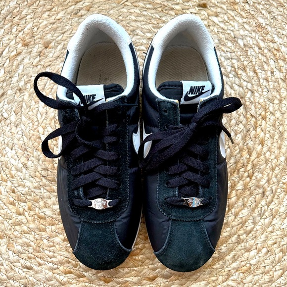 black and white cortez shoes